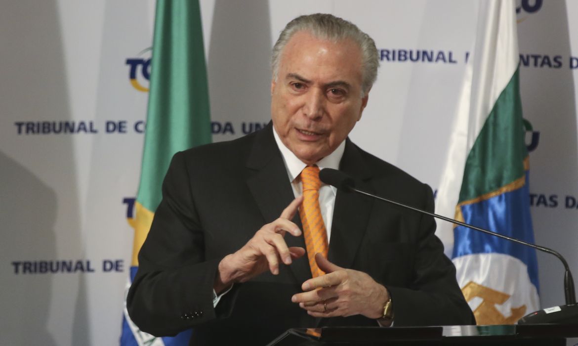 Brasília - O presidente Michel Temer participa da entrega do Prêmio Mérito Brasil de Governança e Gestão Pública (Antonio Cruz/Agência Brasil)