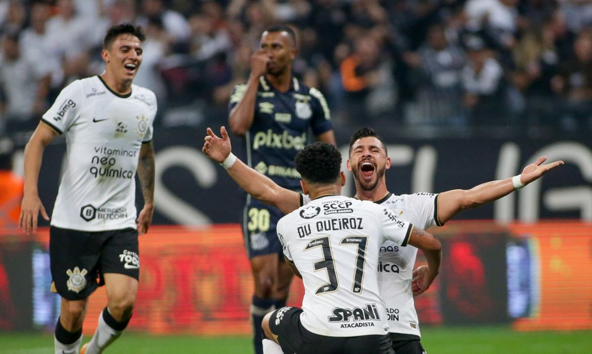 Corinthians é superado pelo Santos, mas garante classificação na Copa do Brasil  2022