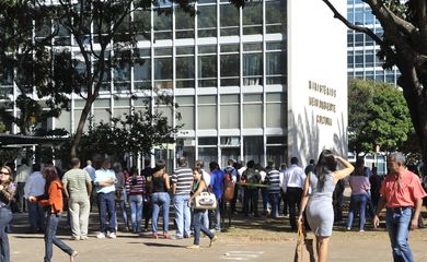 calor_na_esplanada_dos_ministerios.jpg
