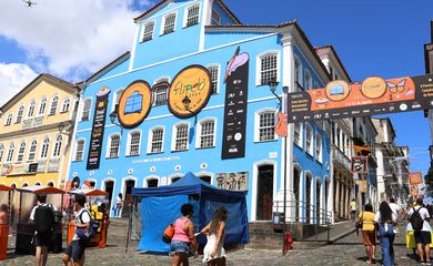 Salvador (BA), 10/08/2024 - Fachada da Fundação Casa de Jorge Amado durante a Festa Literária Internacional do Pelourinho - Flipelô, que homenageia Raul Seixas, no Largo do Pelourinho. Foto: Rovena Rosa/Agência Brasil