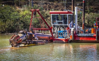 Vale anuncia início de dragagem para retirar lama do Rio Paraopeba