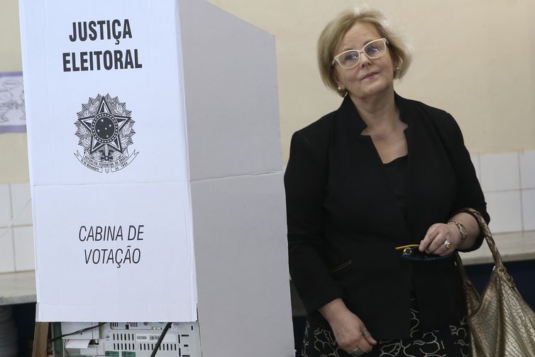 Rosa Weber tem segurança reforçada para votar | Agência Brasil