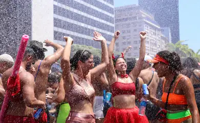 Rio de Janeiro (RJ), 22/02/2025 – Bloco da favorita anima o pré-carnaval no centro do Rio de Janeiro. Foto: Tomaz Silva/Agência Brasil