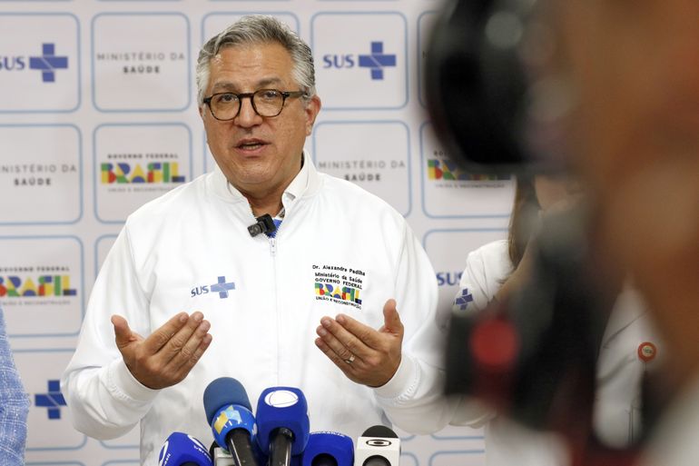 Brasília (DF), 15/05/2025 - O ministro da Saúde, Alexandre Padilha, fala sobre os primeiros atendimentos com o remédio Zolgensma no Sistema Único de Saúde (SUS). O medicamento, um dos mais caros do mundo, é usado para tratar a Atrofia Muscular Espinhal (AME) tipo 1, e foi incorporado ao SUS recentemente. Foto: Bruno Peres/Agência Brasil
