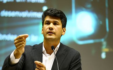 O presidente do BNDES, Gustavo Montezano, apresenta esclarecimentos sobre o processo de investigação independente envolvendo operações entre o Banco e as empresas JBS, Bertin e Eldorado