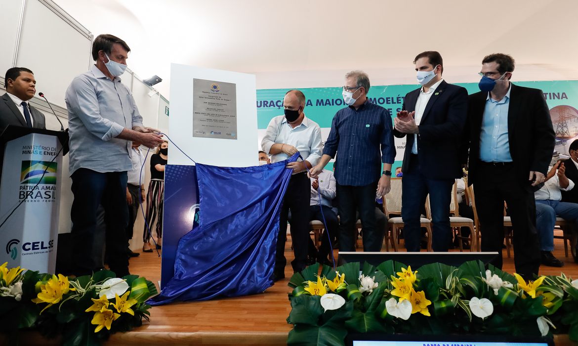 Bolsonaro inaugura termelétrica a gás em Sergipe 27