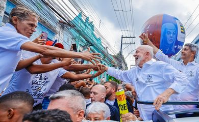 Lula chama de "absurda" decisão de Motta que derrubou aumento do IOF