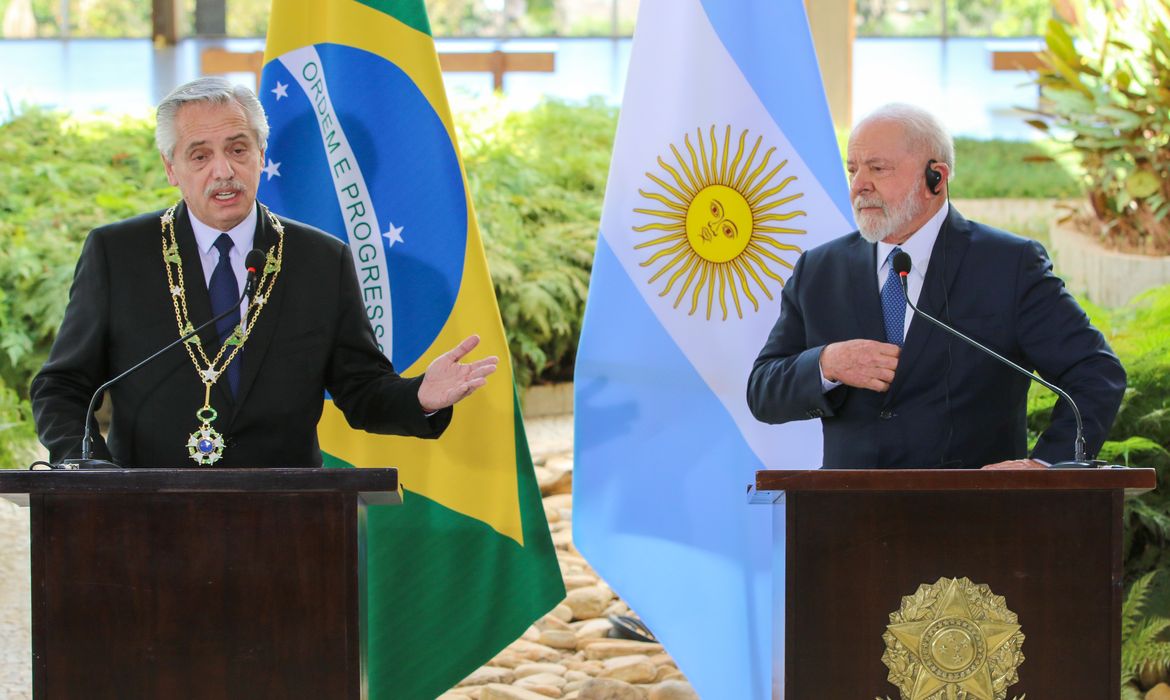 Brasília (DF) 26/06/2023 - O presidente Luiz Inácio Lula da Silva recebe o presidente da Argentina, Alberto Fernández  Foto: Fábio Rodrigues-Pozzebom/ Agência Brasil