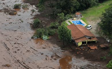 A house is seen in a area next to a dam owned by Brazilian miner Vale SA that burst, in Brumadinho, Brazil January 25, 2019. REUTERS/Washington Alves