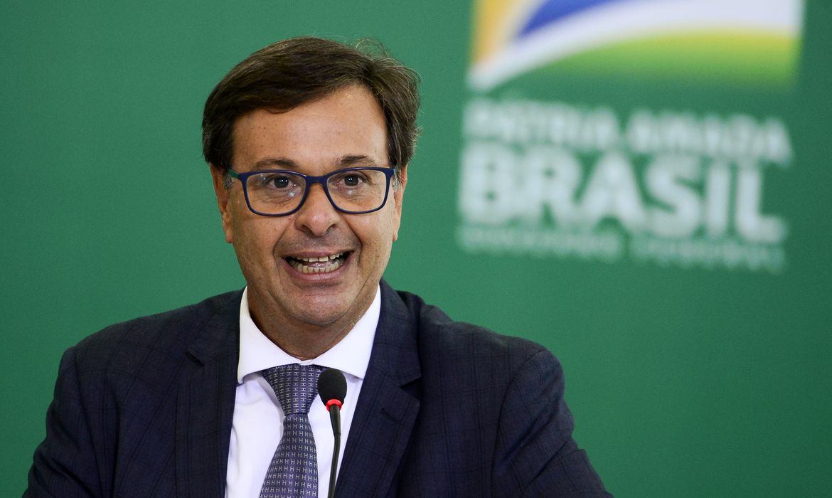 O presidente da Embratur, Gilson Machado, durante solenidade alusiva aos 54 anos da Embratur e do lançamento do selo comemorativo no Palácio do Planalto.