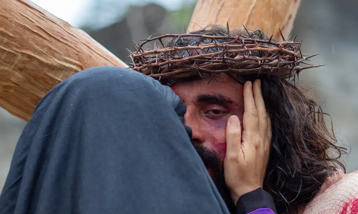 Auto da Paixão de Cristo nos Arcos da Lapa chega à 48ª edição