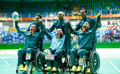 Rio de Janeiro - Brasileiros ficam com medalha de prata após derrota para Eslováquia na final da bocha BC4 nos Jogos Paralímpicos Rio 2016  (Fernando Frazão/Agência Brasil)