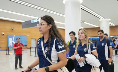 Parte da delegação brasileira desembarca em Chengdu para participar dos Jogos Mundiais Universitários - em 26/07/3023