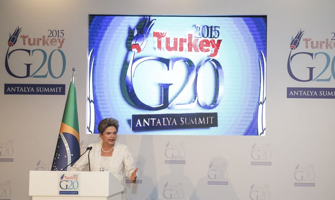Belek ( Turquia)- Presidenta Dilma Rousseff durante declaração a imprensa após Cúpula do G20 ( Roberto Stuckert Filho/PR)