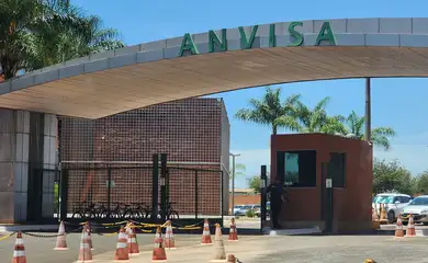 Brasília-DF, 10.11.2023, Fachada do Prédio da Agência de Vigilância Sanitária ANVISA, em Brasília.  Foto: Rafa Neddermeyer/Agência Brasil