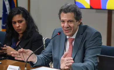 Brasília (DF), 18/12/2025 – O ministro da fazenda, Fernando Haddad durante entrevista com setoristas do ministério.
Foto: Valter Campanato/Agência Brasil