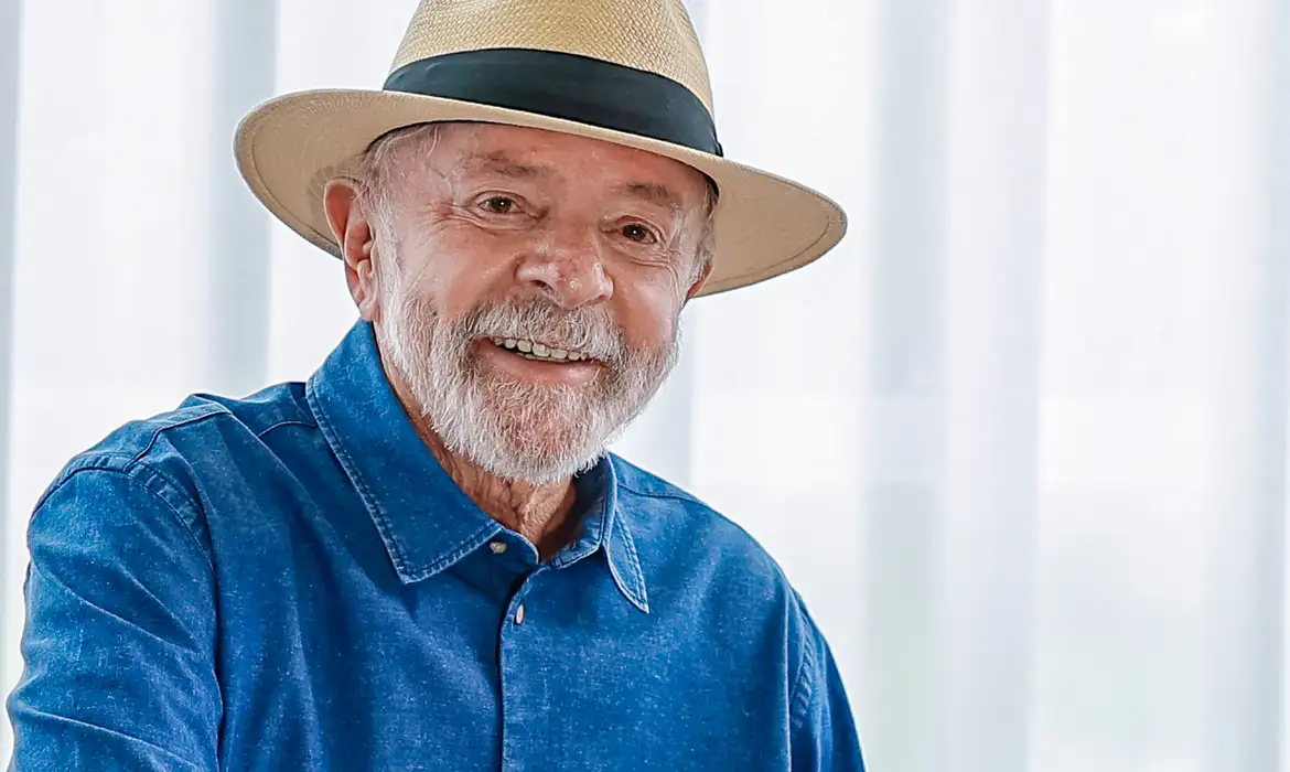 Lula pede correo de erros na primeira reunio ministerial de 2025
