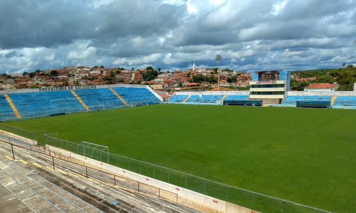 Salgueiro, série d, estádio Cornélio de Barros