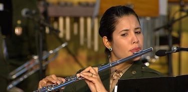 Flautista da Banda Sinfônica do Exército