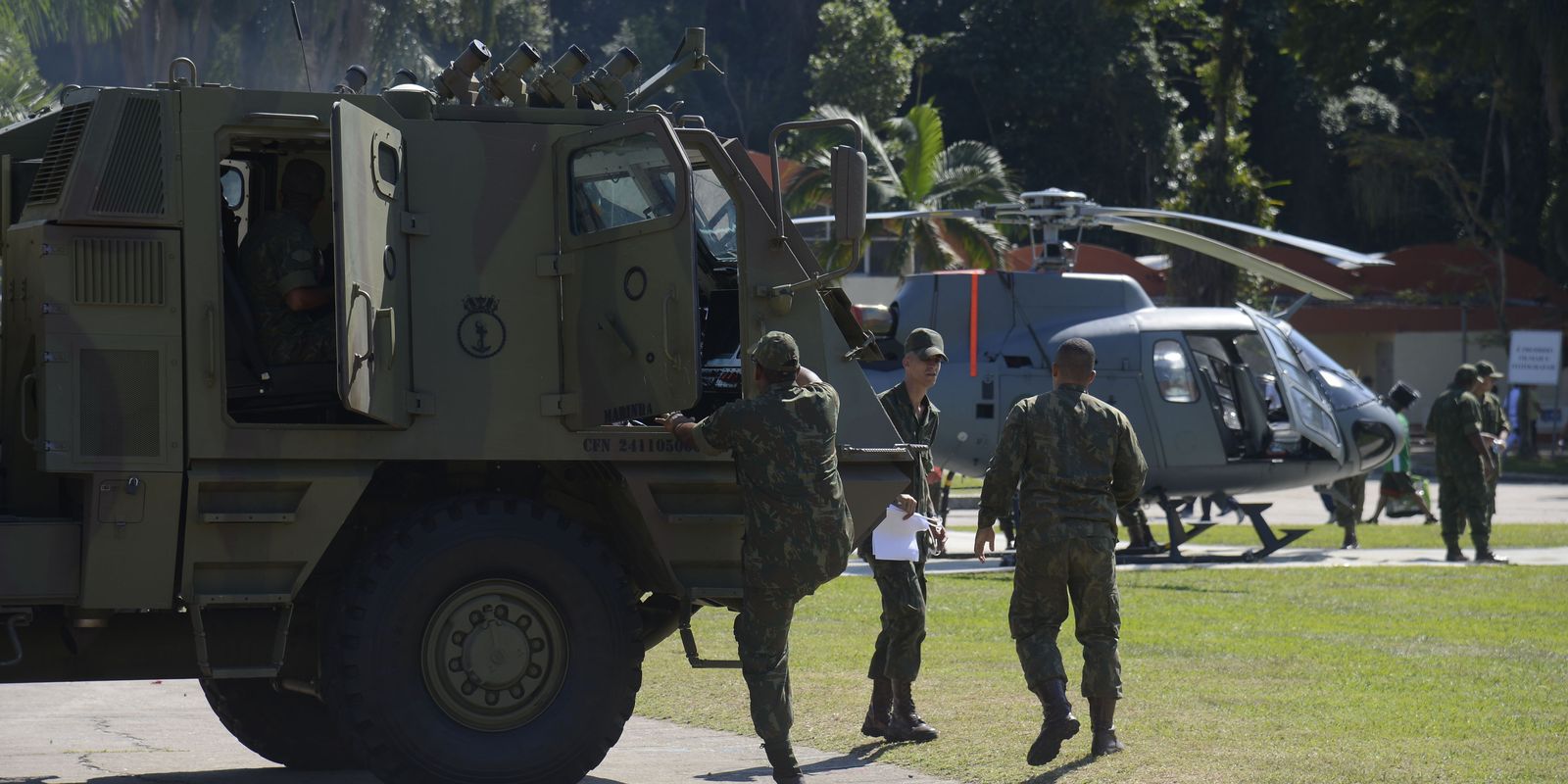 Marinha prorroga inscrições para fuzileiro naval até segunda-feira