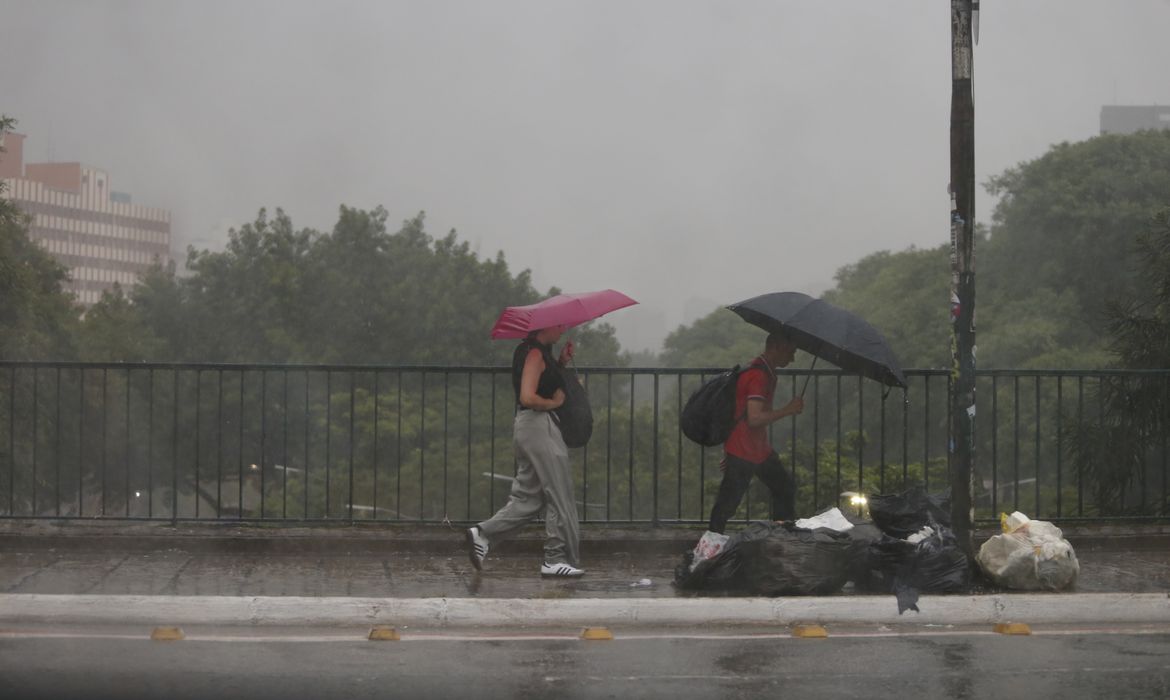 Fim de semana ser de chuvas em grande parte do Brasil