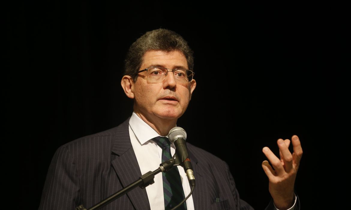 O futuro presidente do Banco Nacional de Desenvolvimento Econômico e Social (BNDES) no governo Jair Bolsonaro, Joaquim Levy, participa do encerramento do seminário Diálogos para o Amanhã.