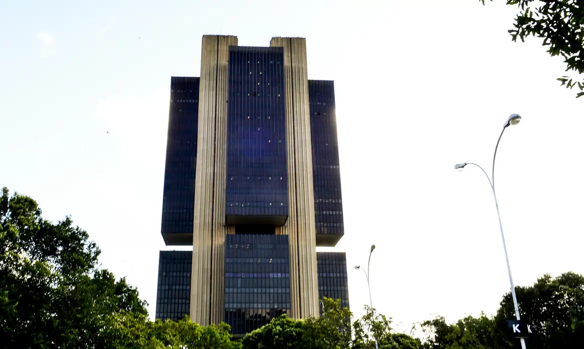 Banco Central lança novo real e mudança ASSUSTA os brasileiros