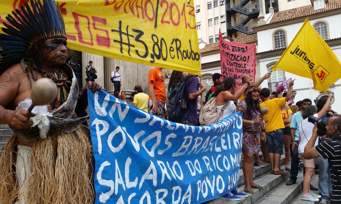 Rio de Janeiro - Movimento Passe Livre protesta em SP contra aumento de tarifas do transporte (Flávia Villela/Agência Brasil)