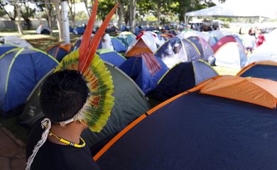 Brasília (DF), 06/04/2025 - Barracas montadas no Acampamento Terra Livre - ATL, no espaço Funarte. Foto: Bruno Peres/Agência Brasil