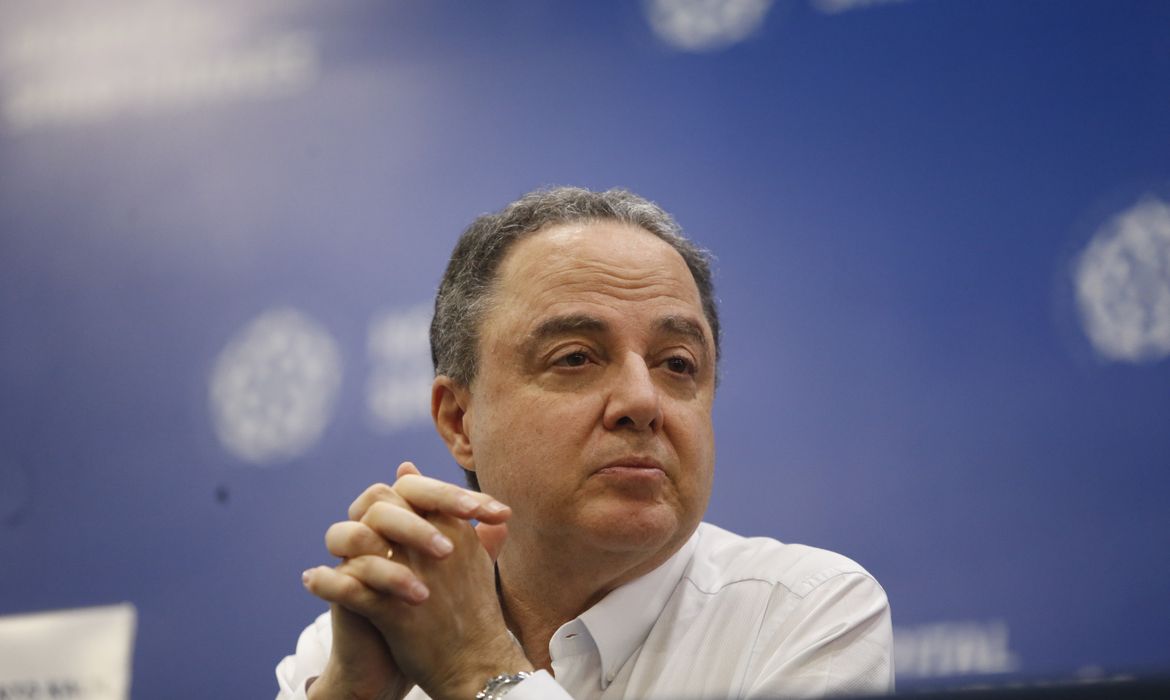 Paulo Pinto/Agência Brasil São Paulo (SP), 12/12/2024 - Entrevista coletiva da equipe médica que está cuidando do presidente Lula no hospital. Sírio Libanês. Esq/Dir DR. José Guilherme Caldas, Dr Rogério Tuma, Dr. Roberto Kalil, Dra Ana Helena Germoglio e Dr. Marcos Stavale. Foto: Paulo Pinto/Agência Brasil