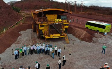 O vice-presidente da República, Hamilton Mourão, e os chefes de missões diplomáticas à Amazônia Oriental, fazem sobrevoo sobre a Floresta Nacional de Carajás e visita à mineradora Vale.