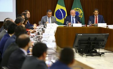 Brasília (DF), 10/03/2023 - O presidente Luiz Inácio Lula da Silva e ministros durante reunião, no Palácio do Planalto. Foto: Marcelo Camargo/Agência Brasil