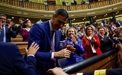 Pedro Sánchez garante outro mandato como primeiro-ministro da Espanha
 16/11/2023   REUTERS/Susana Vera