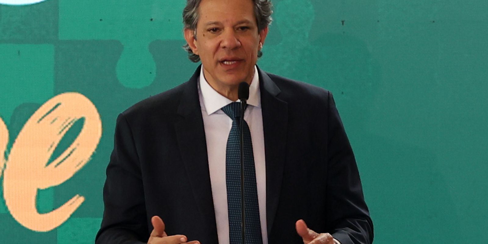 Haddad entrega hoje a Lula plano contra efeitos do tarifaço dos EUA Haddad entrega hoje a Lula plano contra efeitos do tarifaço dos EUA