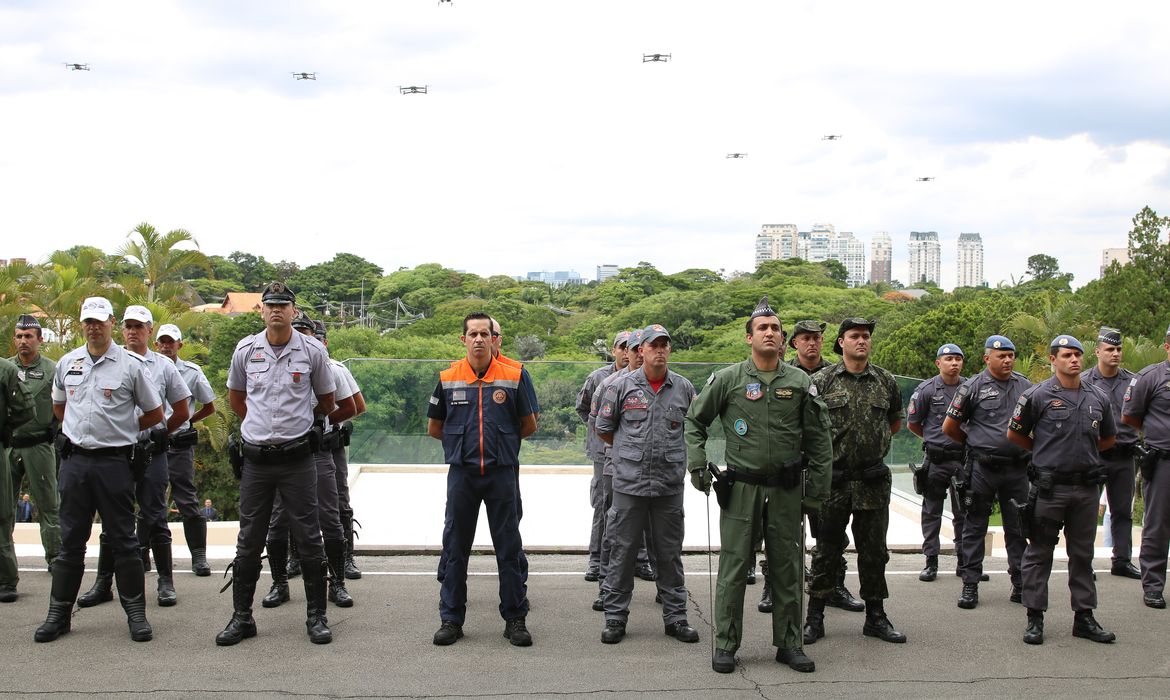  Solenidade de apresentação dos drones e bicicletas elétricas doadas pela iniciativa privada para a polícia militar no Palácio dos Bandeirantes.
