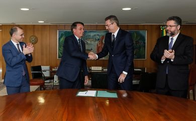 O presidente da República Jair Bolsonaro, durante assinatura do Termo de posse do Diretor-geral da Polícia Federal,Rolando Alexandre de Souza