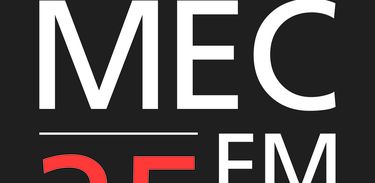 Rádio MEC FM completa 35 anos