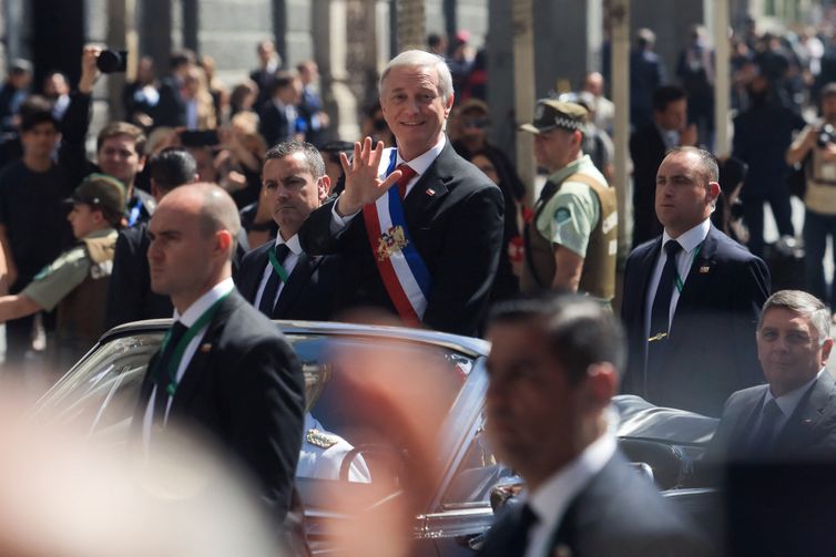 Em meio a ajuste fiscal, Chile tem queda do PIB e desemprego em alta