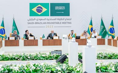 29/11/2023, O presidente Lula, participa de mesa Redonda Brasil-Arábia Saudita,  evento da APEX e Ministério do Investimento da Arábia Saudita, em Riade. Foto: Ricardo Stuckert/PR
