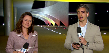 Nos Corredores do Poder 25/08/2017