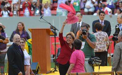 Presidente Dilma participa do encerramento da 5ª Marcha das Margaridas, no estádio Mané Garrincha (Fabio Rodrigues Pozzebom/Agência Brasil)