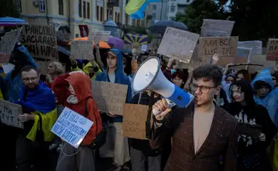 Ucranianos protestam em Kiev
30/7/2025 REUTERS/Thomas Peter