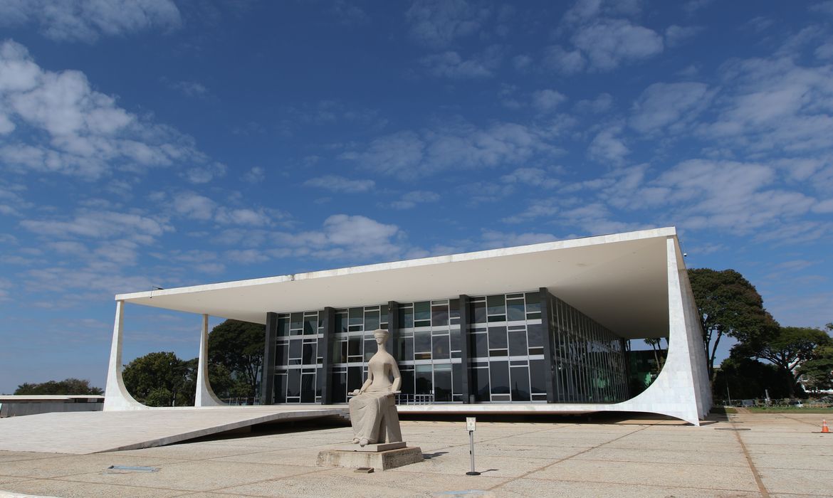 Palácio do Supremo Tribunal Federal na Praça dos Três poderes em Brasília