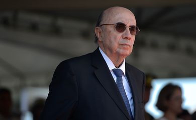 Rio de Janeiro - Ministro da Fazenda, Henrique Meirelles, durante cerimônia de entrega da Medalha da Vitória, no Monumento Nacional aos Mortos da Segunda Guerra Mundial, no Parque do Flamengo (Tomaz Silva/Agência Brasil)