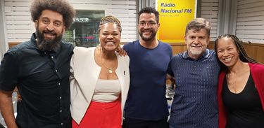 Dia de Samba no Espaço Arte 