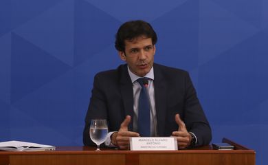O ministro do Turismo, Marcelo Álvaro Antônio, durante coletiva de imprensa no Palácio do Planalto