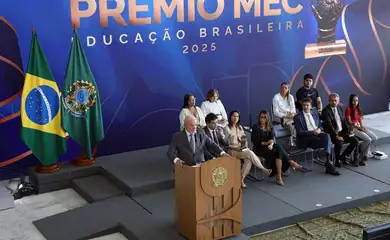 Brasília (DF) 11/08/2025 - Presidente da República, Luiz Inácio Lula da Silva, participa da cerimônia de entrega do Prêmio MEC da Educação Brasileira, no Palácio do Planalto. Foto: Valter Campanato/Agência Brasil