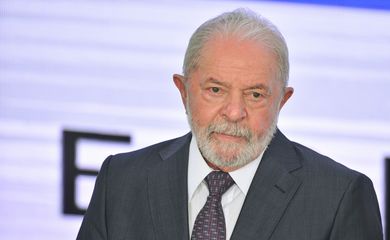 O presidente, Luiz Inácio Lula da Silva, durante solenidade de investidura no cargo de ministro do Desenvolvimento, Indústria, Comércio e Serviços (MDIC), no Palácio do Planalto.