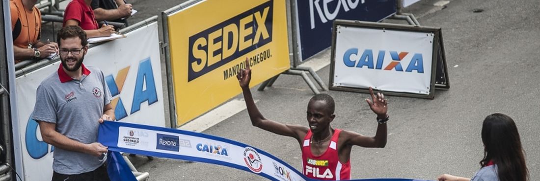 O vencedor da prova masculina foi o queniano Edwin Kipsang, 24 anos, que repetiu o feito do ano passado