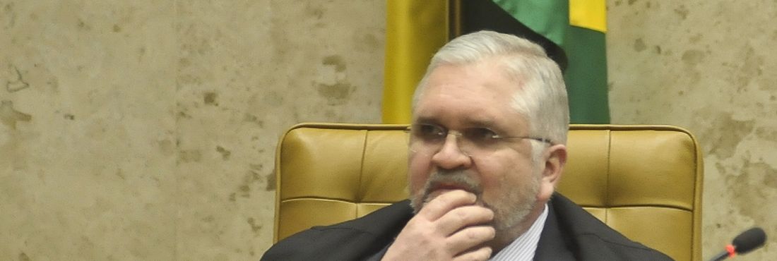 Imagem - Gurgel desiste de pedir impedimento de Toffoli no julgamento do mensalão Gurgel desiste de pedir impedimento de Toffoli no julgamento do mensalão